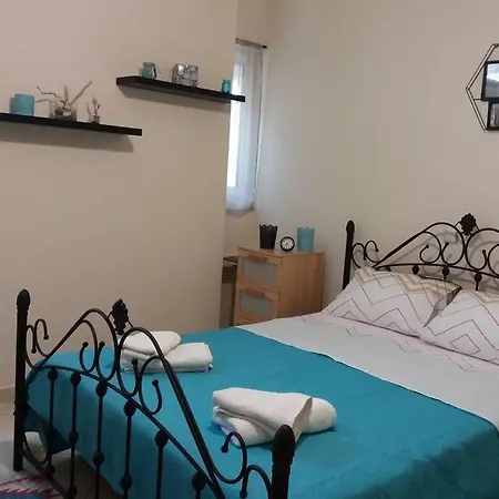 City Studio 2 Apartment Aigio